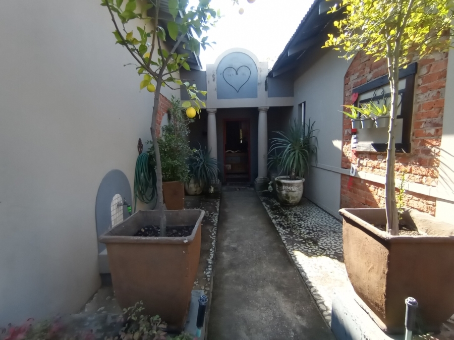 4 Bedroom Property for Sale in Parys Free State